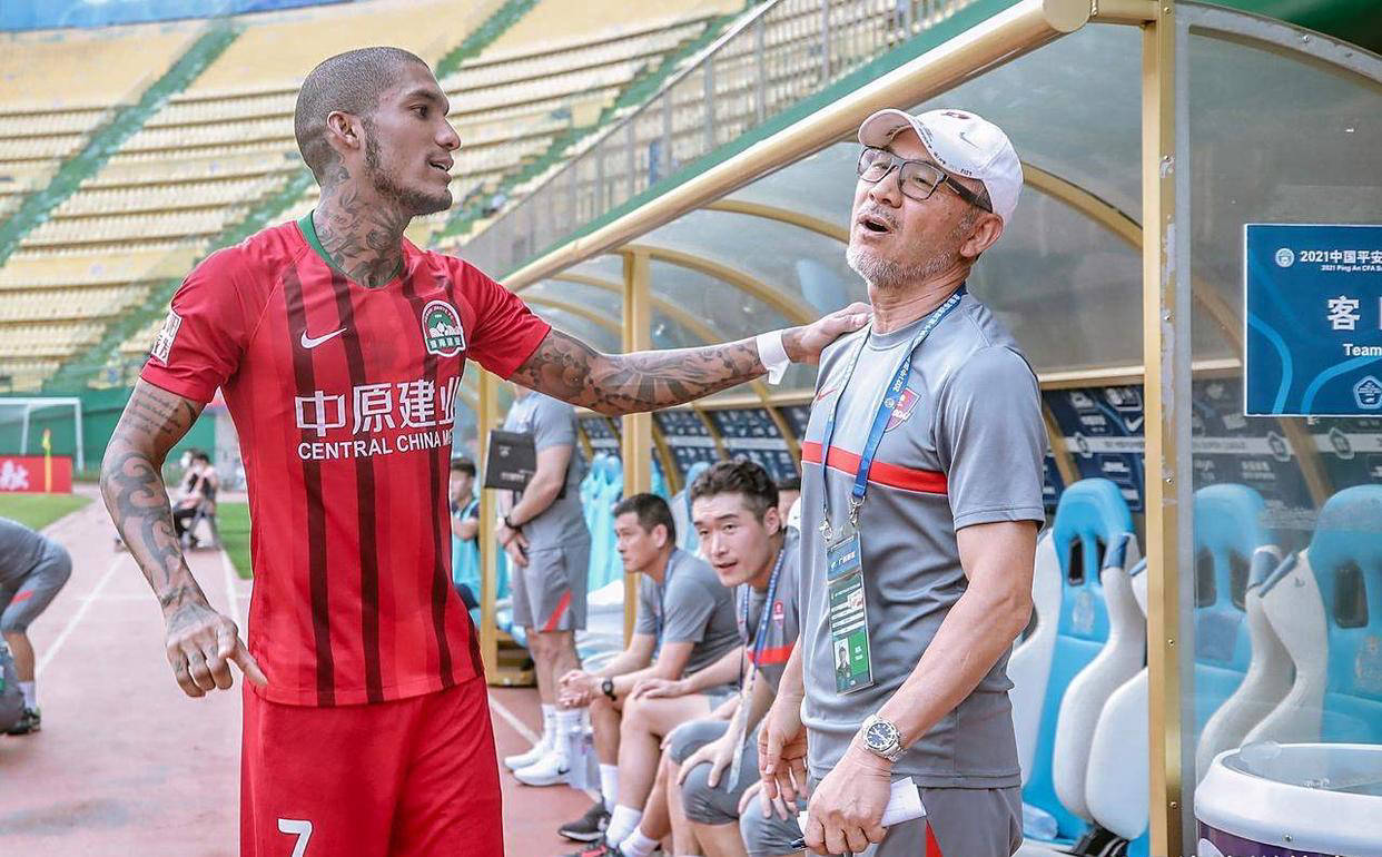 练是否能带, 贡献 练是否能带, 贡献